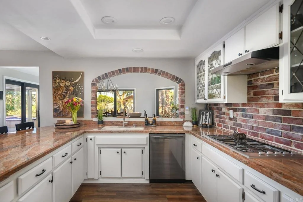 Photo of 30349 Cool Valley Lane