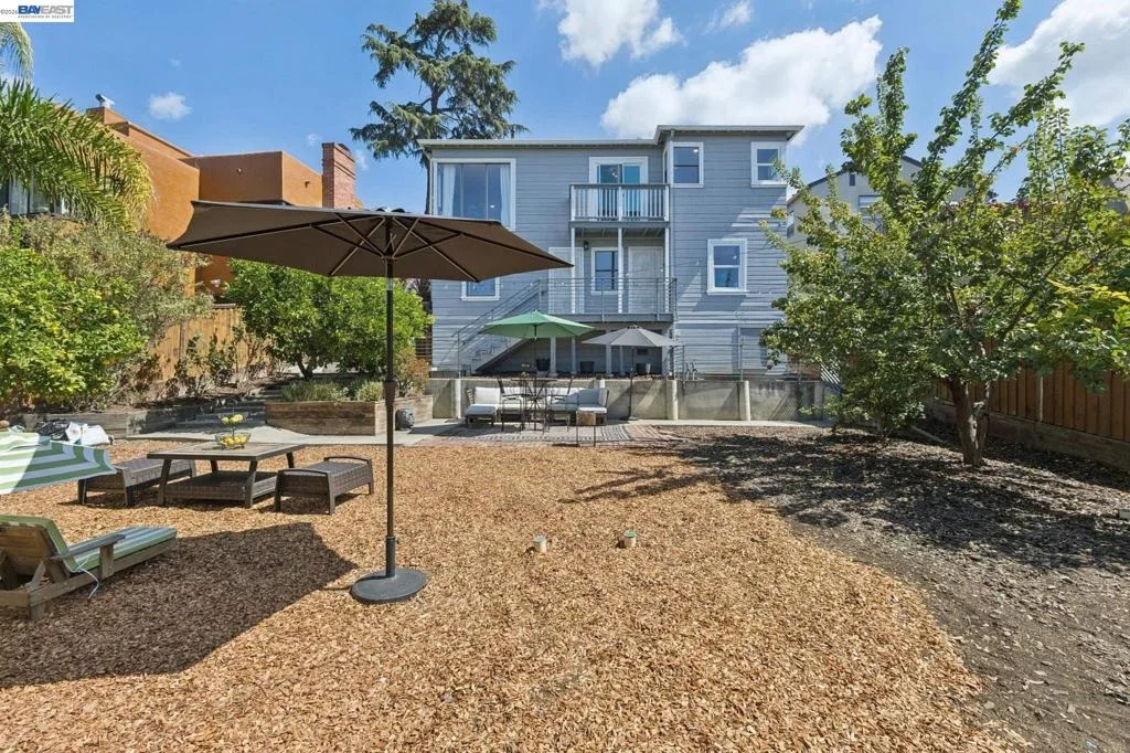 Photo of 8233 Golf Links Rd