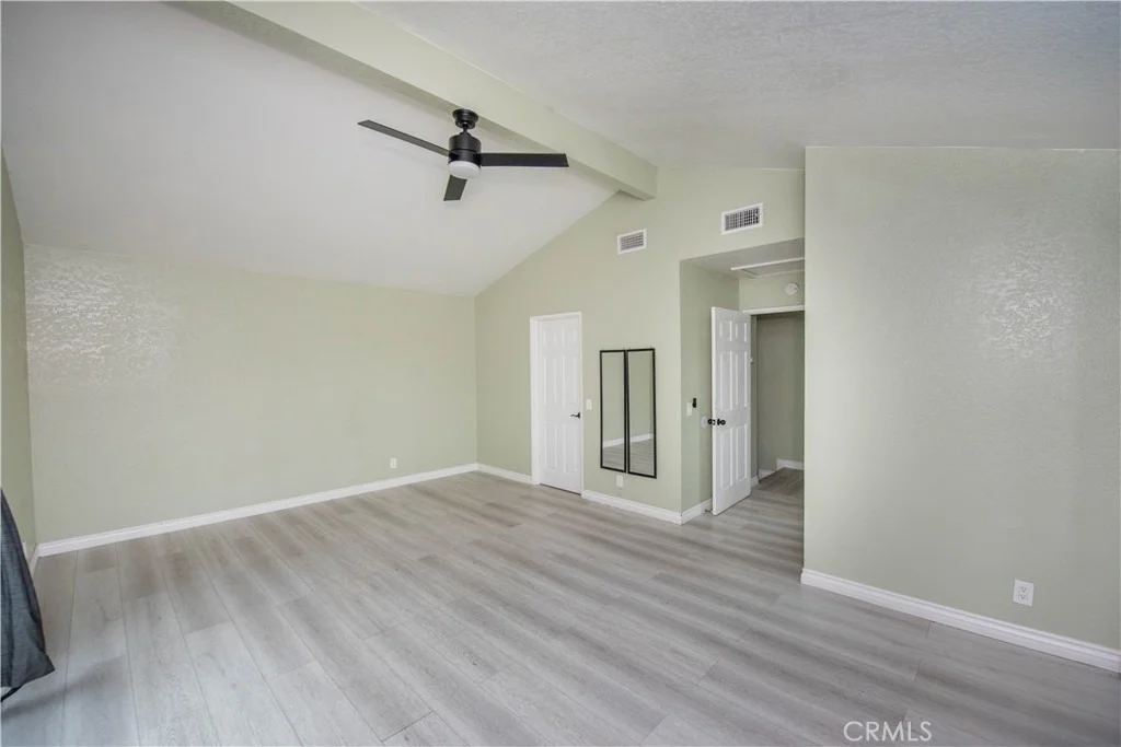 Photo of 17631 Cottrell