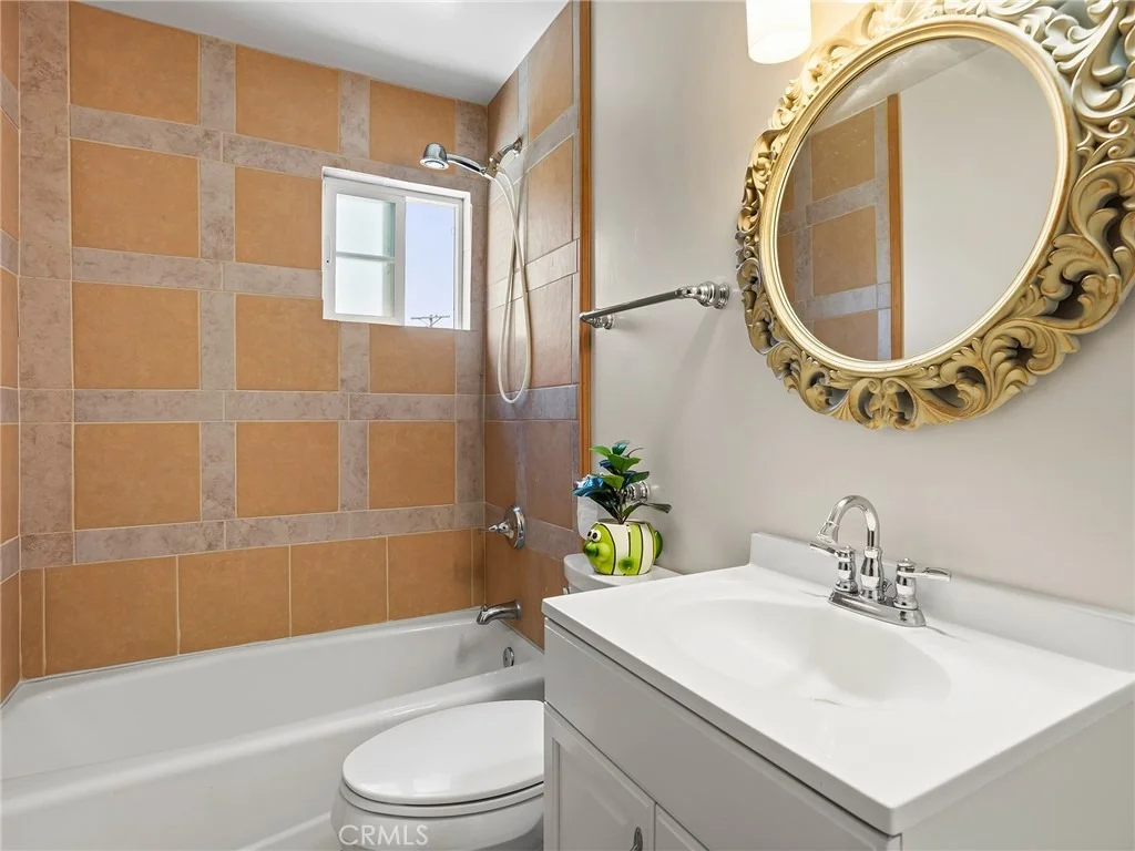 Photo of 3305 Community Avenue