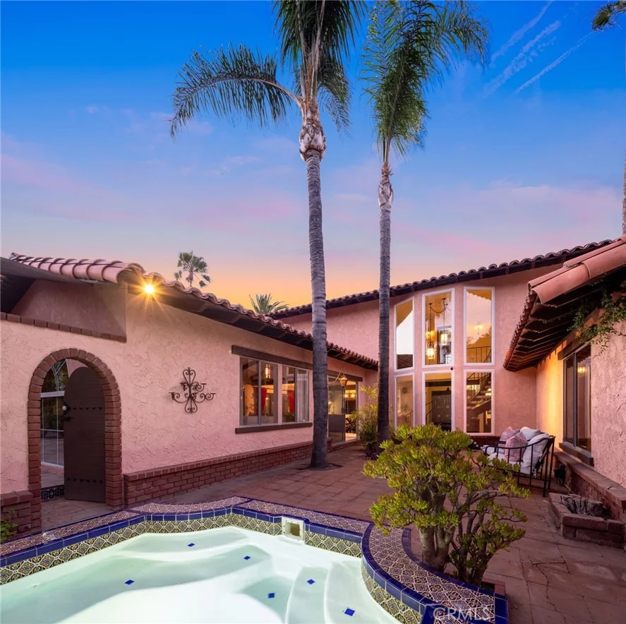 Photo of 880 Encanto Street
