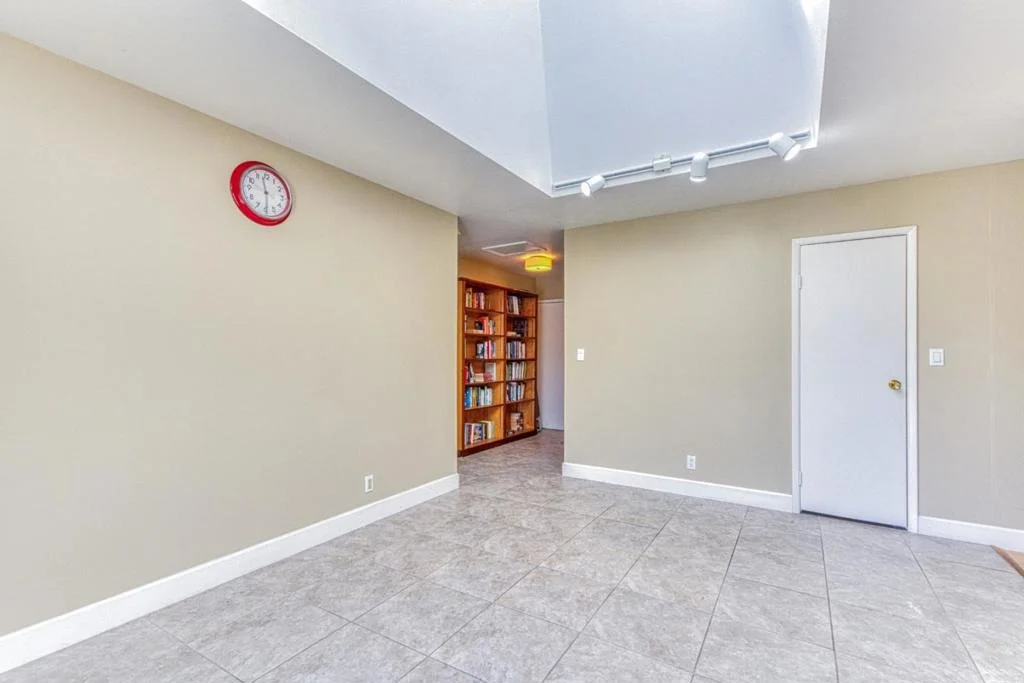 Photo of 945 San Simeon Drive