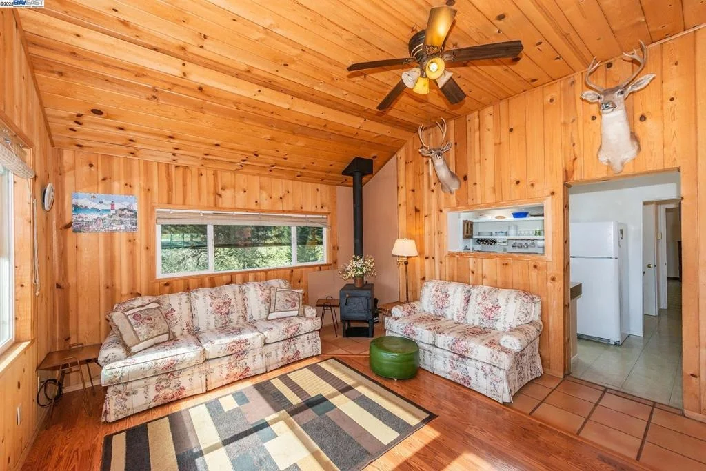Photo of 8341 East Side Rd
