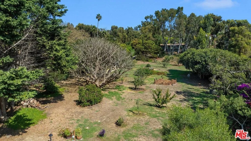 Photo of 6100 Bonsall Drive