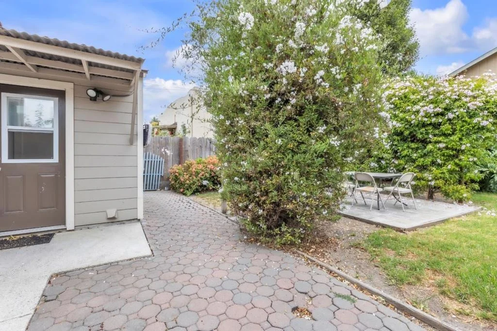 Photo of 612 Central Avenue