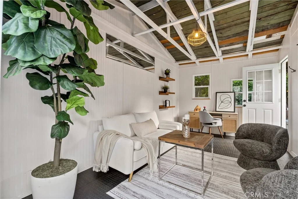 Photo of 6072 Delphi