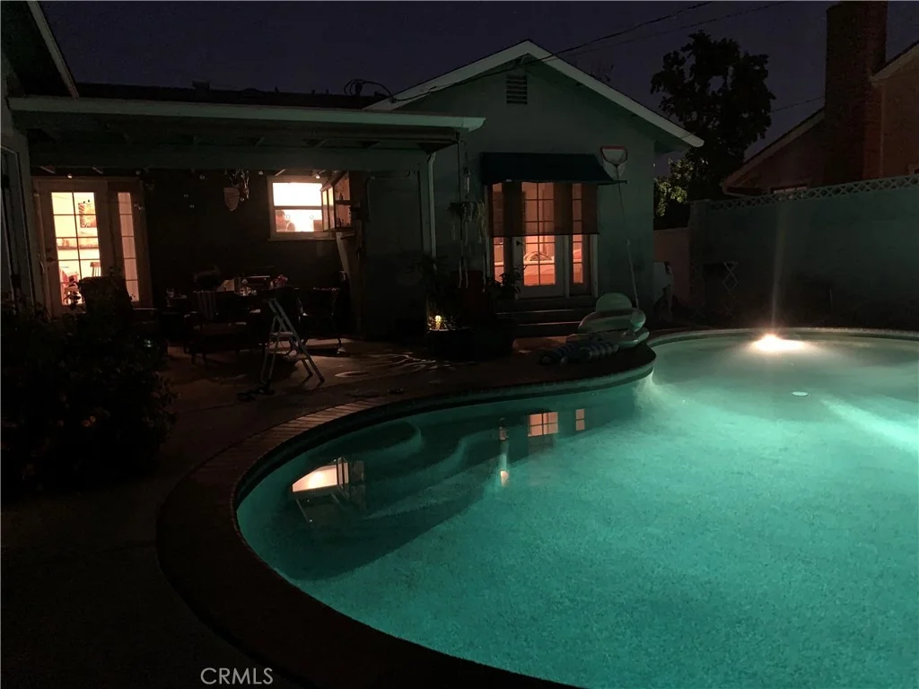 Photo of 446 N Park Lane