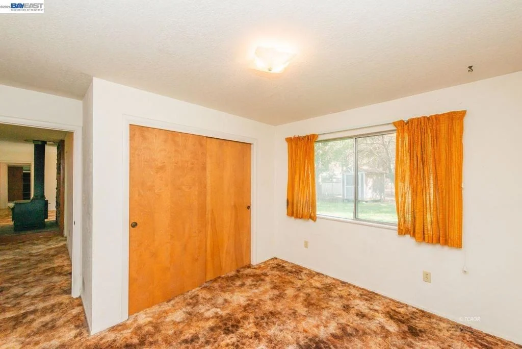 Photo of 376 Mountain View Dr.