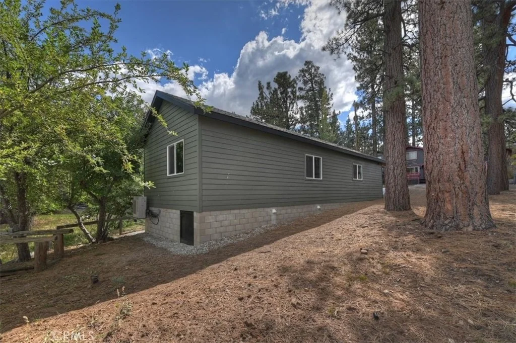 Photo of 40166 Esterly Lane