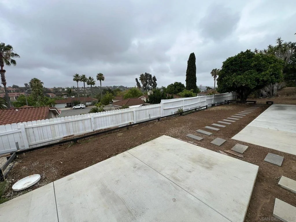Photo of 1373 Lawana