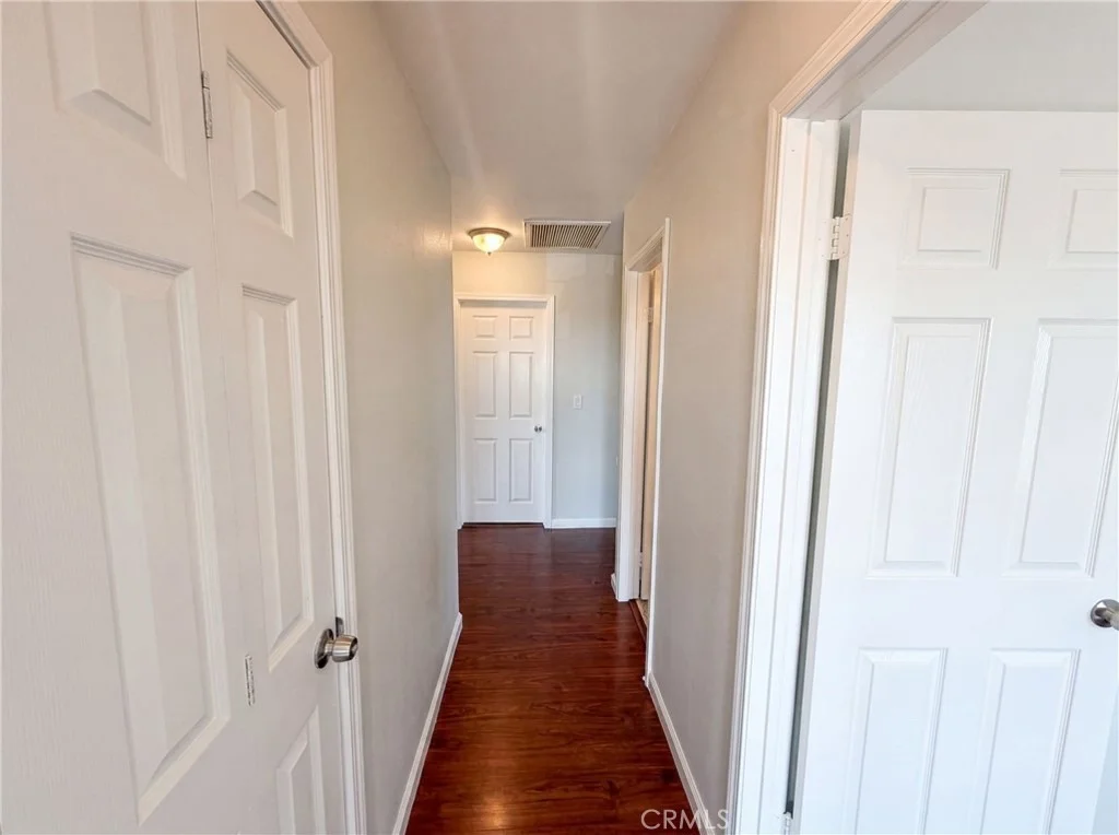 Photo of 922 W Craig