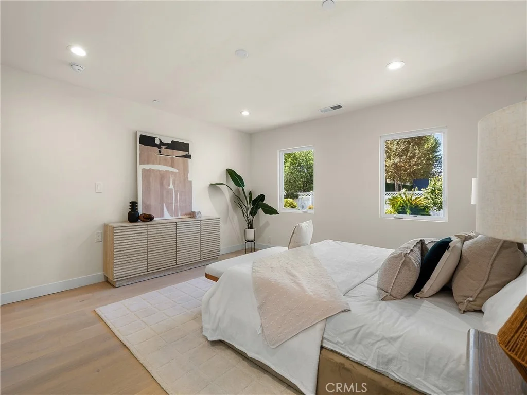 Photo of 323 Santa Rosa Road