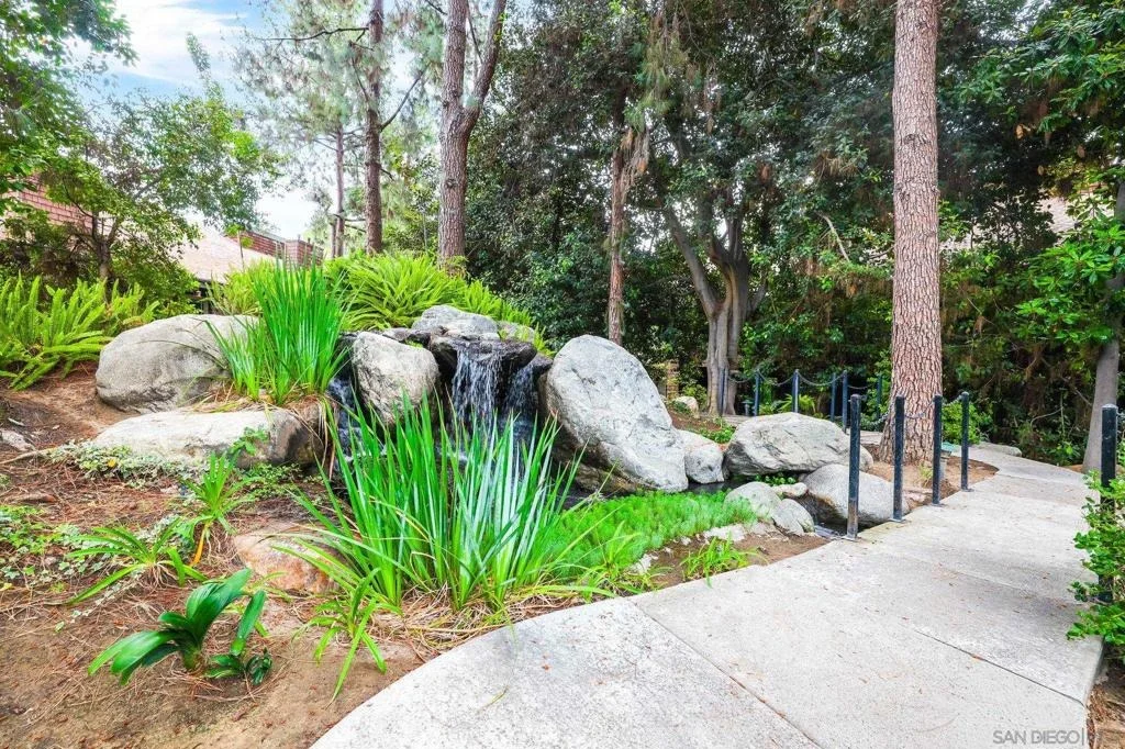 Photo of 2776 Pine Creek Cir