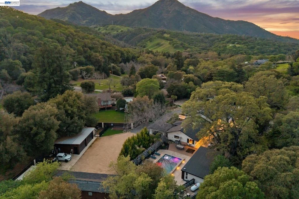 Photo of 4725 MORGAN TERRITORY ROAD
