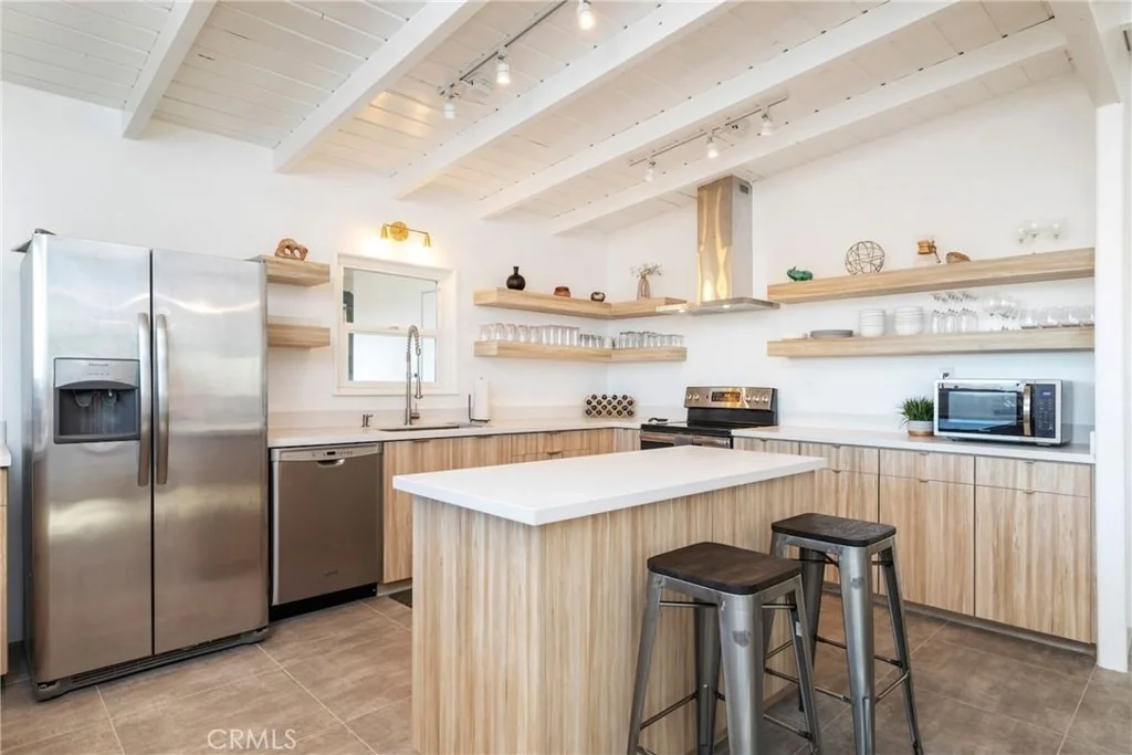 Photo of 64380 Sullivan Road