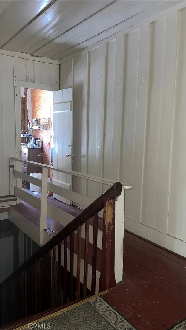 Photo of 18727 Skyway