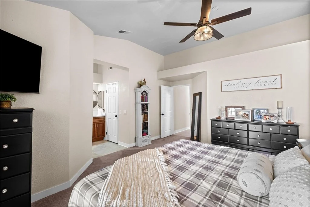 Photo of 10960 Larkspur
