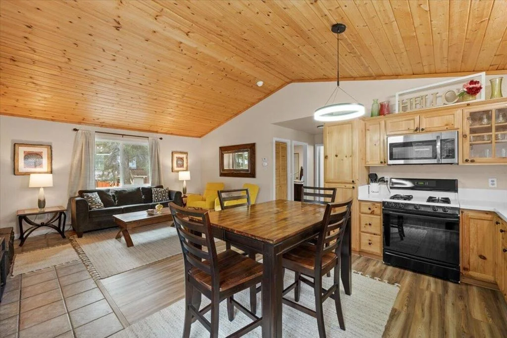 Photo of 196 Sunset Lane