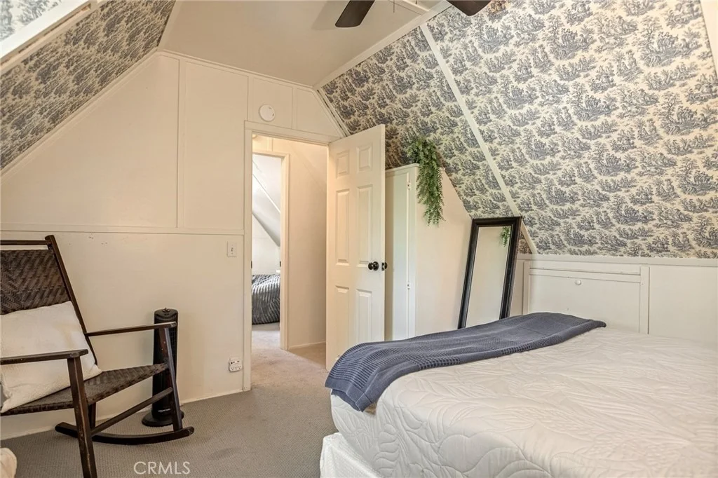 Photo of 380 Hemlock