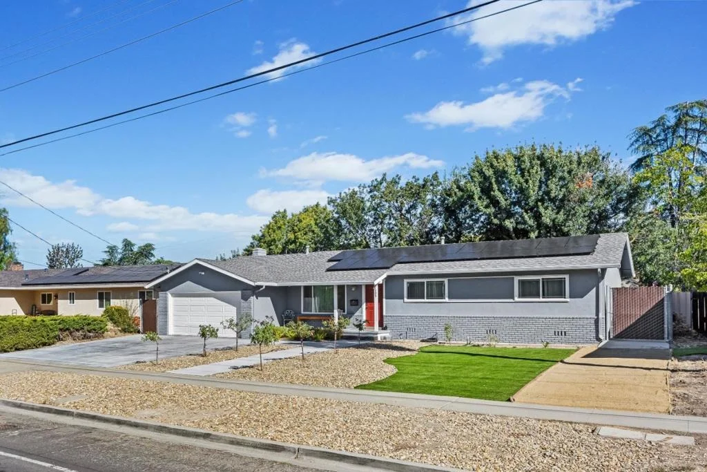 Photo of 105 Ridgerock Drive