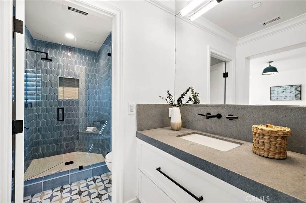 Photo of 8 Brittlestar Road