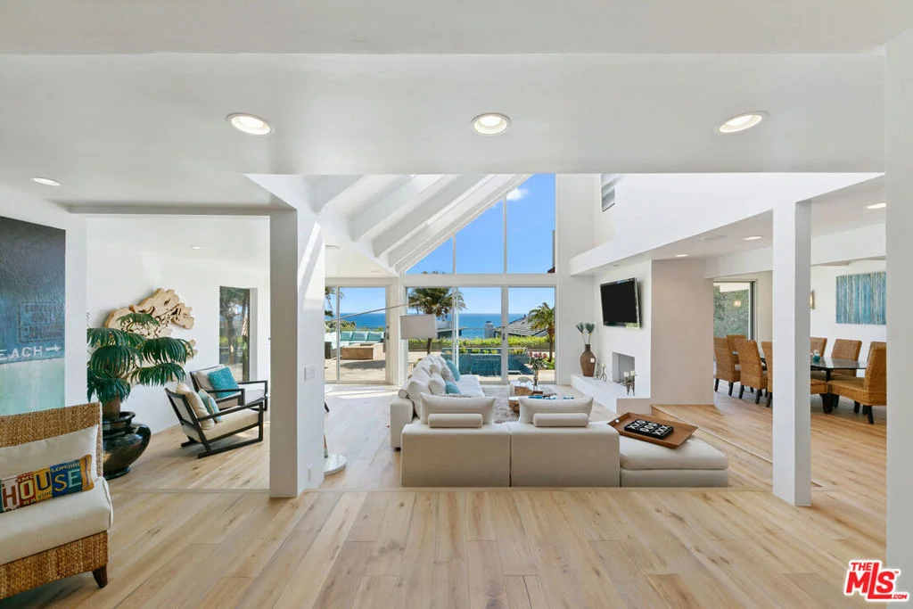 Photo of 31522 Broad Beach Road