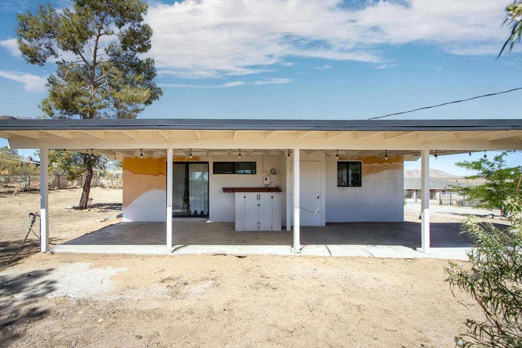 Photo of 6673 Hillview Road