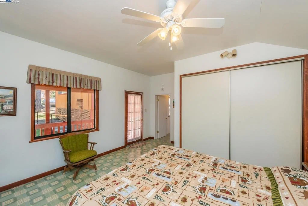 Photo of 8341 East Side Rd