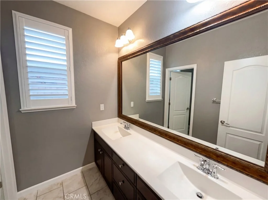 Photo of 8581 Pinehollow