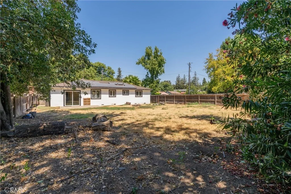 Photo of 827 W 2nd Avenue