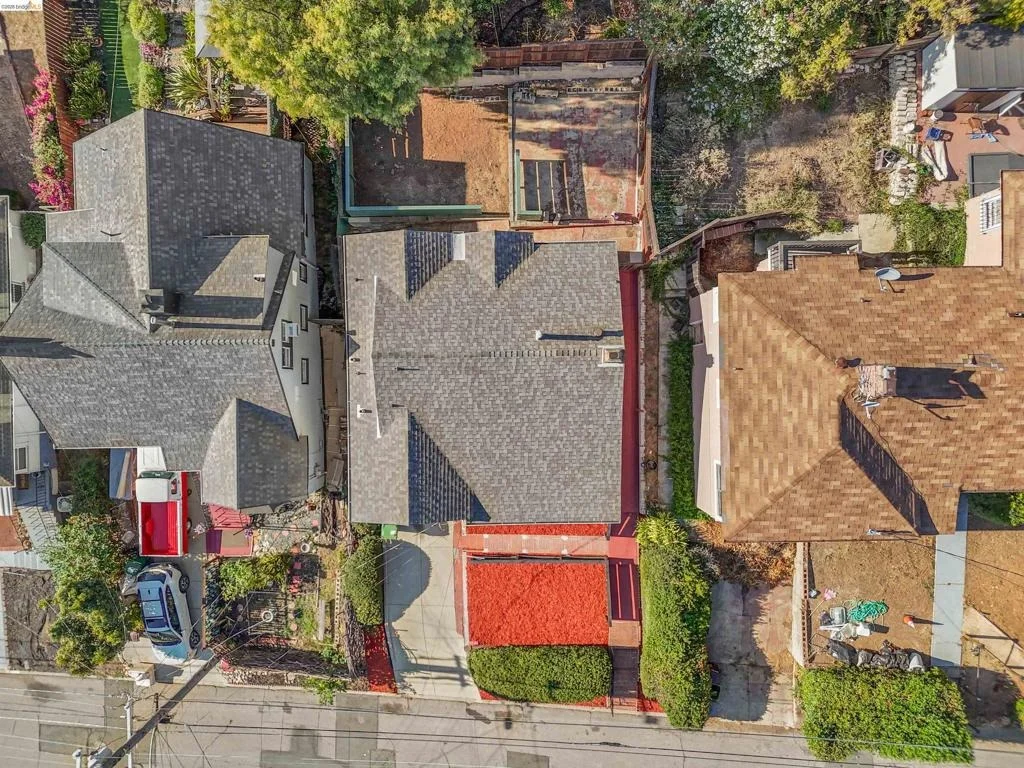 Photo of 3301 82nd Ave