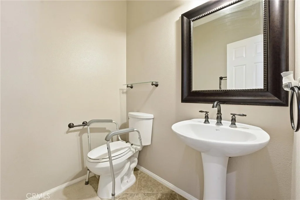 Photo of 6963 Montego