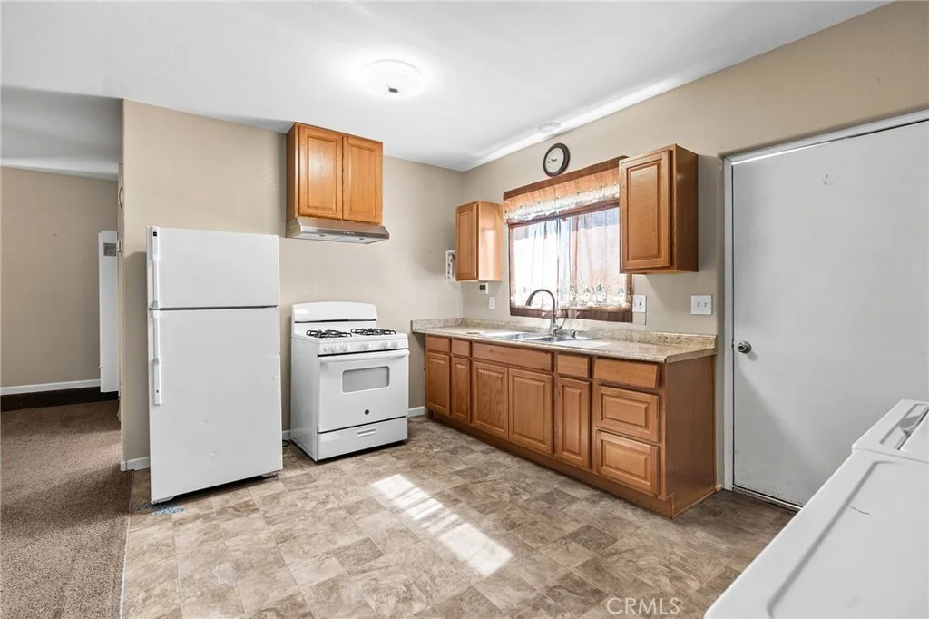 Photo of 5492 Edgewood Lane