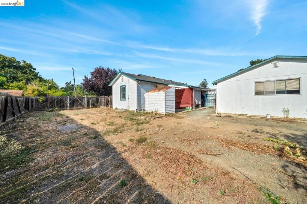 Photo of 3742 Walnut Ave