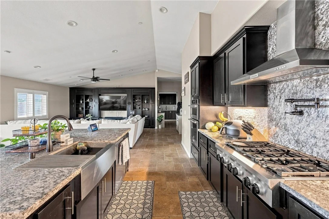 Photo of 10215 Nielson