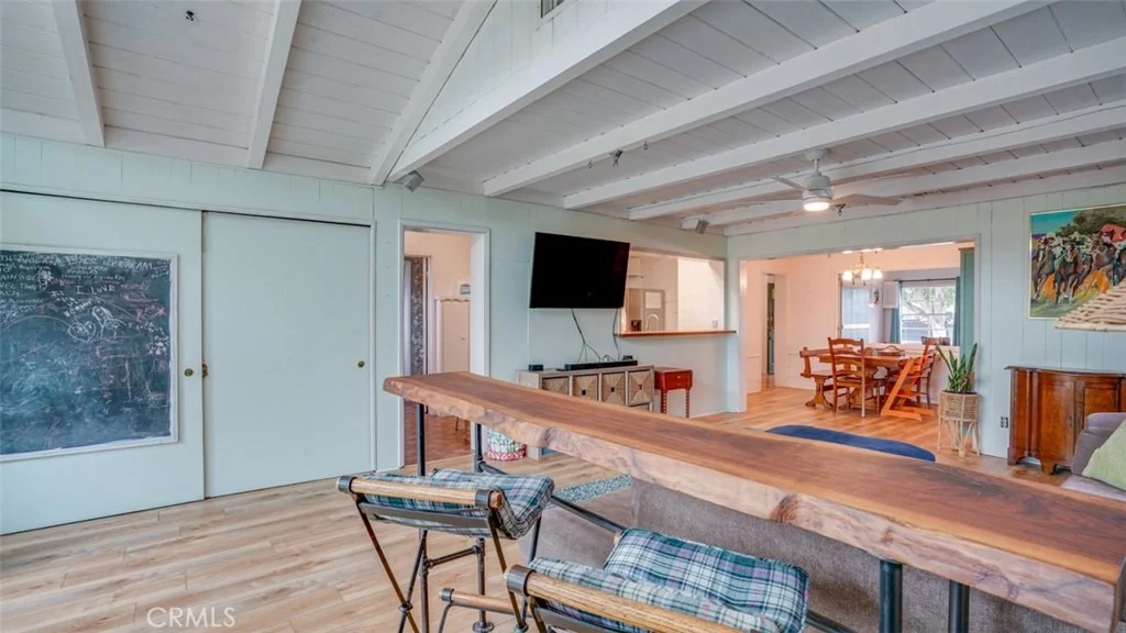 Photo of 330 S Griffith Park Drive