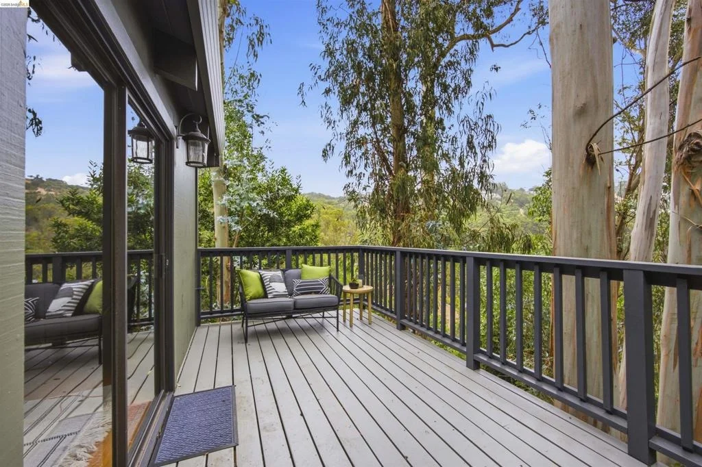 Photo of 7099 Pinehaven Road