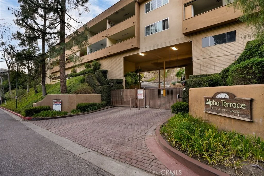 Photo of Unit 230 at 1935 Alpha Road