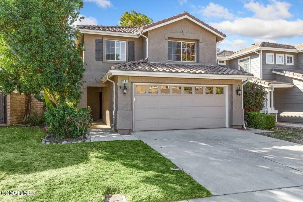 Photo of 1247 Hobbit Court