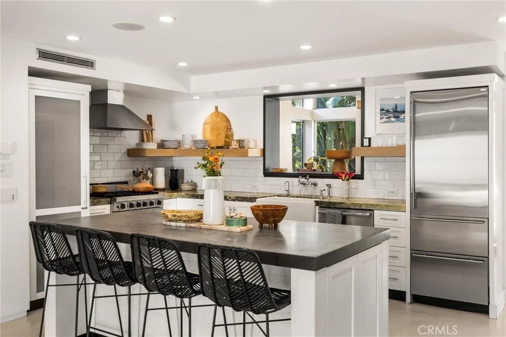 Photo of 341 Vista Baya