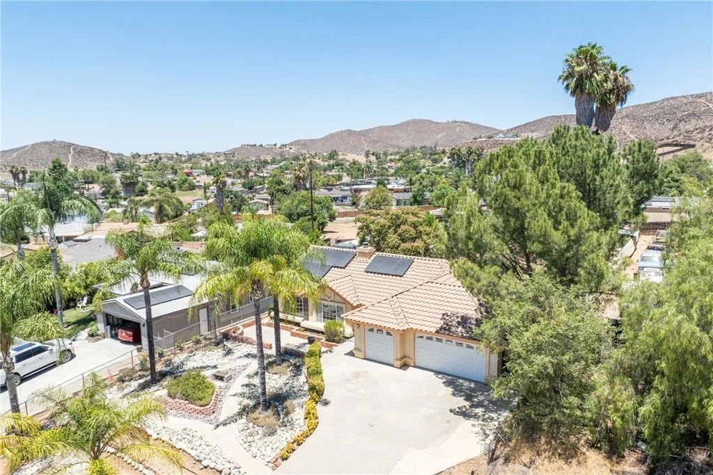 Photo of 24380 Paseo Arroyo