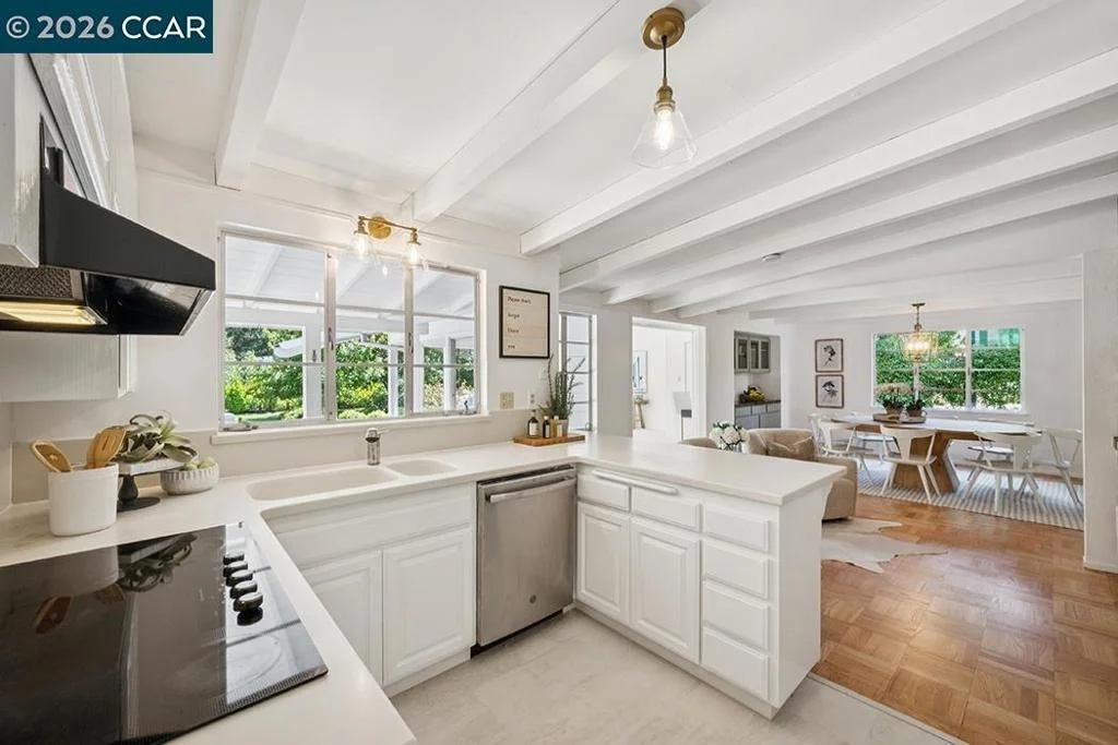 Photo of 3435 Black Hawk Rd