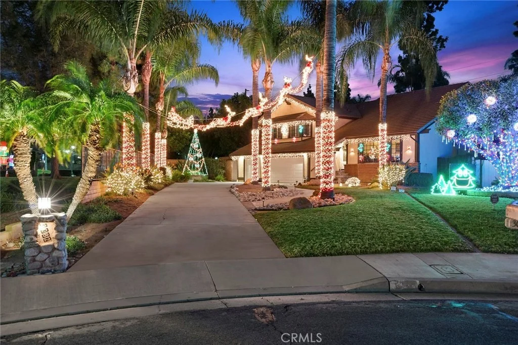 Photo of 3082 Primrose Avenue
