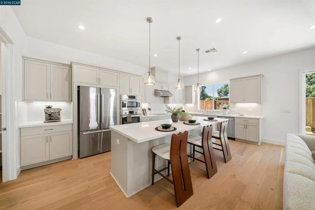 Photo of 207 Bisque Ct