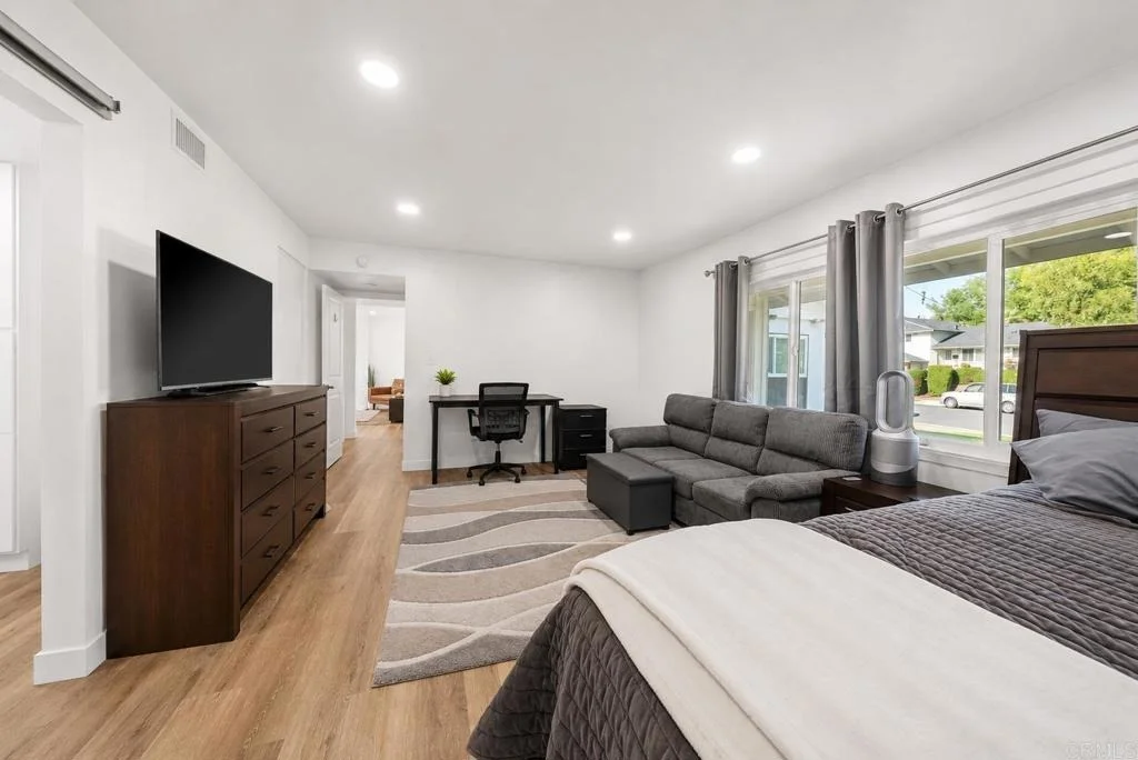 Photo of 5300 Tufts Street