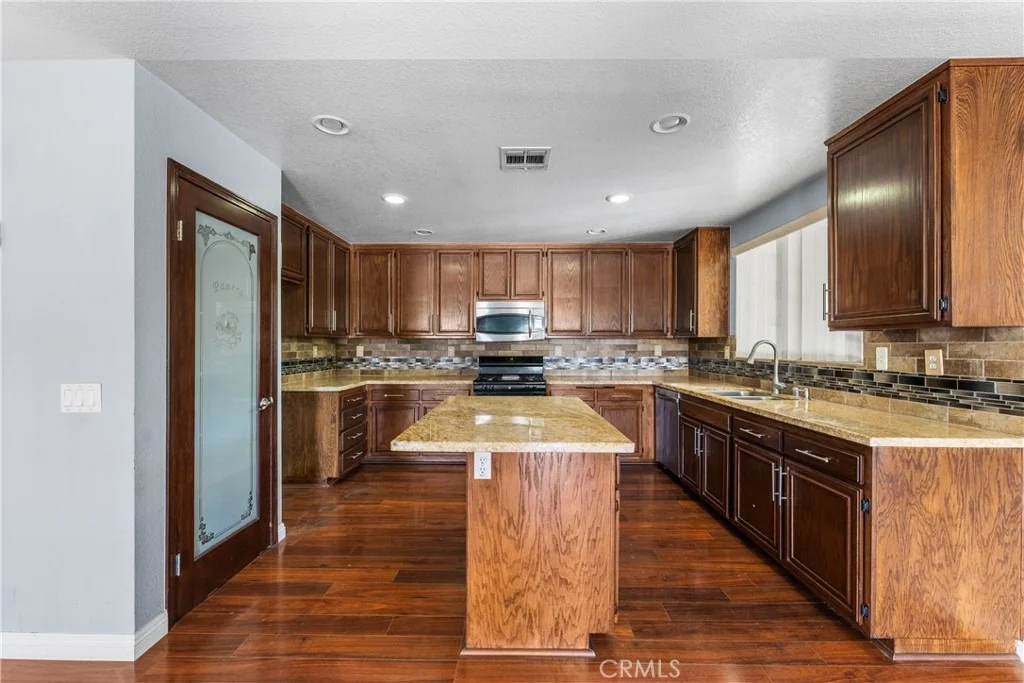 Photo of 44103 Sundance Court