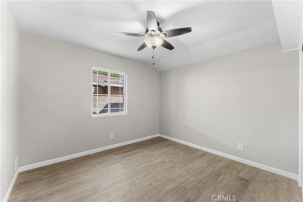 Photo of 1735 W Jenner Street