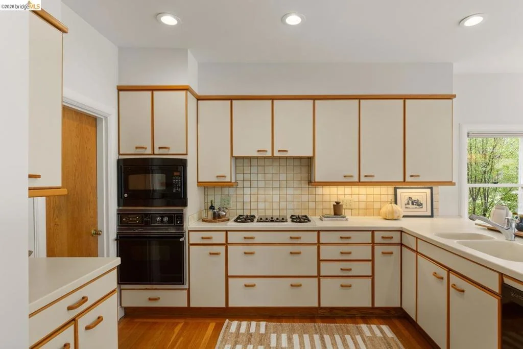 Photo of 2747 Forest Ave