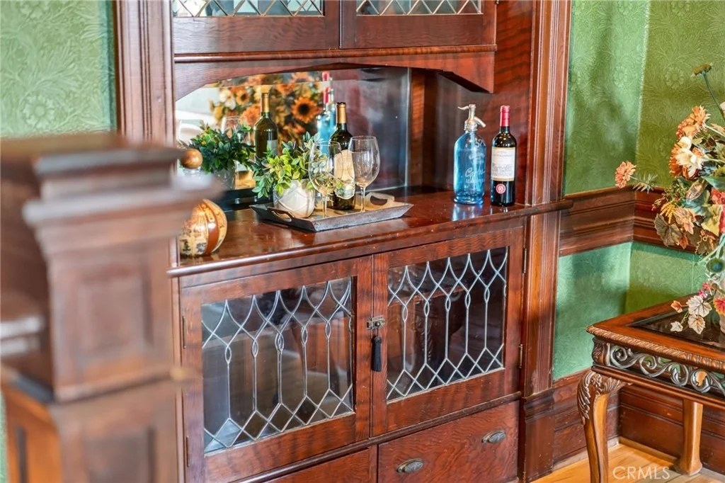 Photo of 2812 Ivy