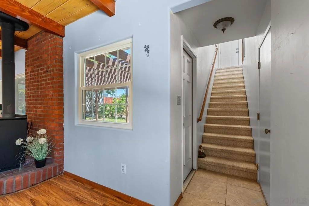 Photo of 6031 Sinton